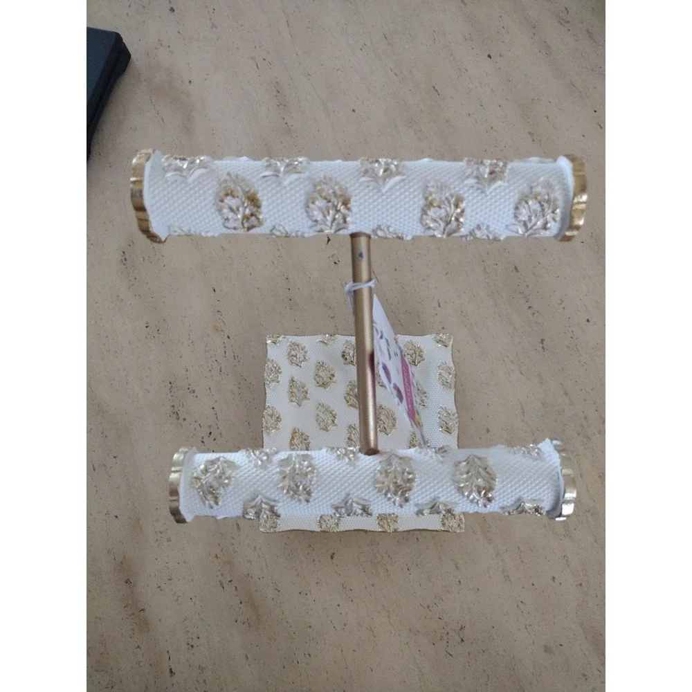 Hillcrest Home Jewelry Stand Two Tiers‎ Resin Gold Beige Floral Heavyweight